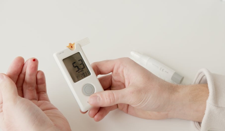 MAK Anketi Istanbul8217da CHP Onde AK Parti Yakin Takipte featured