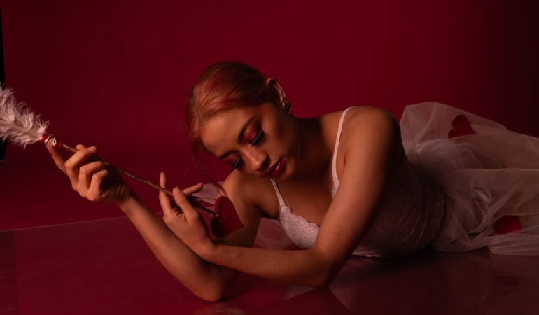 Esref8217ten Ruya8217ya Tutkulu Ilan i Ask 8220Iyi ki Ruya Degilsin8221 featured